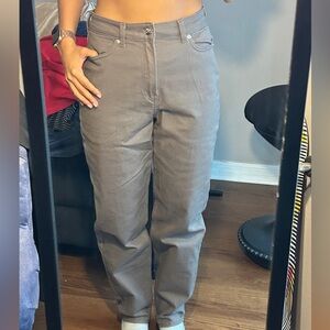 H&M Women's Straight Leg Jeans in Charcoal